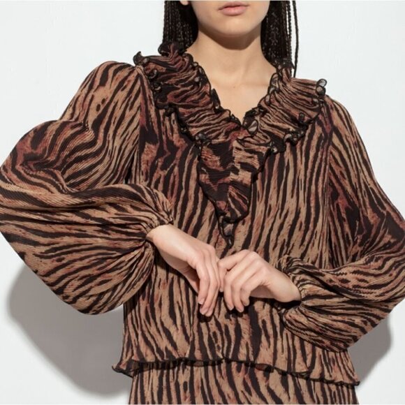NWT Ganni | Pleated Georgette Blouse In Tiger's Eye - Picture 2 of 16